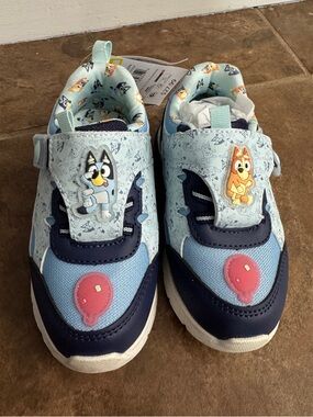 New Bluey Sneakers size 9 Boys